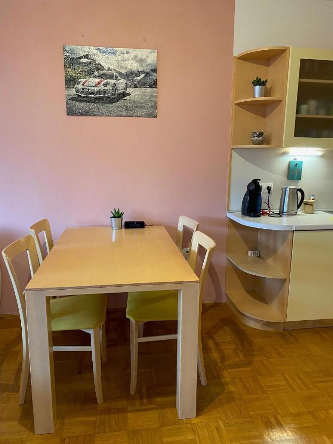 Apartma Felicija Ljubljana Luaran gambar