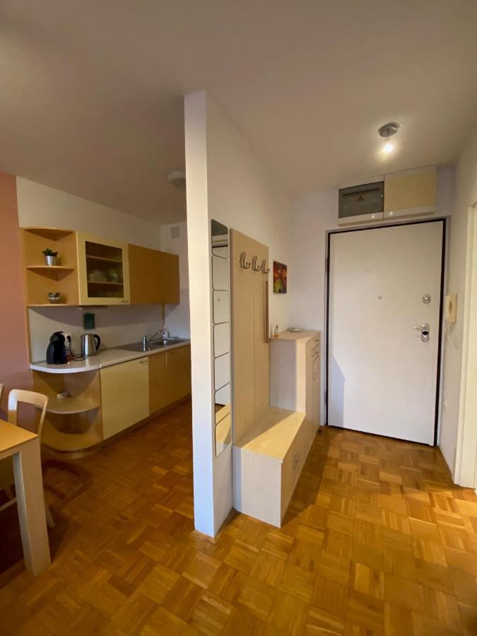 Apartma Felicija Ljubljana Luaran gambar